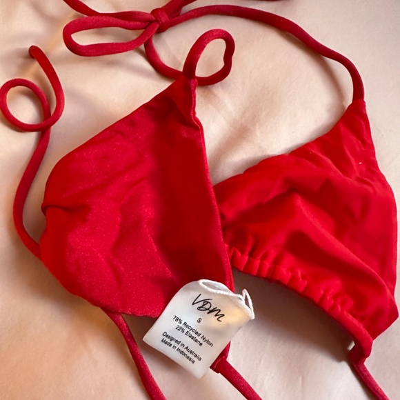 Urban Outfitters VDM The Label Marley Ruby Reversible Bikini TOP + BOTTOM - Picture 4 of 6